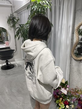 ジェムバイアルテフィーチェ(gem by artefice) 韓国風レイヤーボブ【premium水素カラー】