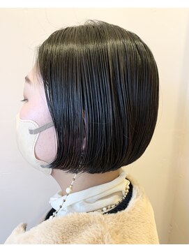 トレパルッキエーレ(tre parrucchiere) ［-tre-］簡単スタイリングヘア×ミニボブ