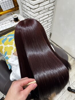 アルーシェ 錦糸町店(Alushe)の写真/【Cut+髪質改善矯正+ウルトワ¥19000】通うたびに美しい艶髪に♪[髪質改善/レイヤーカット/縮毛矯正]