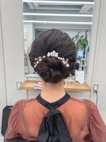 編み込みゆるふわシニヨン【清板】