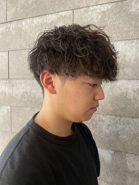 ニアウ 伊勢崎連取店(Niau) メンズマッシュ波巻きスパイラルパーマ