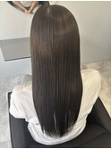 暗髪ストレート