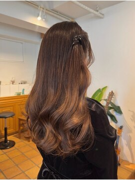 メロウ(MELLOW) ハーフツインヘアアレンジ/ハーフアップ/ダウンスタイル