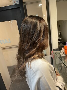 ラフ(LAFF) ナチュラルバレイヤージュ/黒染め剥がし/ブリーチ