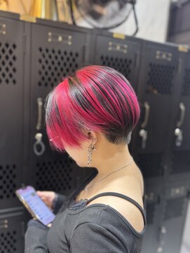 ヴァイス 渋谷店(VAICE) ショートカット/デザインカラー/ピンク
