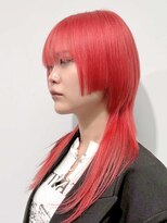 ルネラトーキョー(RUNERA TOKYO)&nbsp;ウルフカットクラゲヘアレッドカラー暖色系カラー