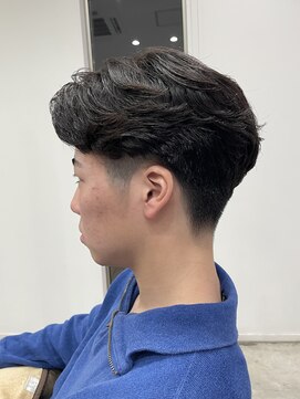 カットアンドトータルビューティ ヴァンキャトル(Cut&Total Beauty VINGT QUATRE) 2wayフェザーパーマ◎