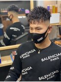 前下がりパーマ
