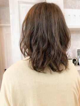 キャアリー(Caary) 福山市パーマ人気Caary仕上げ簡単楽しめるウェーブウルフ