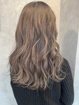 クロ(Chro) 波巻ミックス グレージュカラー