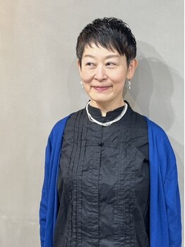 シロ(shiro)の写真/人気エリアでキャリアを積んだベテランスタイリストが、お客様の"なりたい"と真摯に向き合います。
