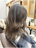 SNSを開いた時「あなたにオススメ」されそうなバレイヤージュ