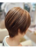 ハイライトショートボブ