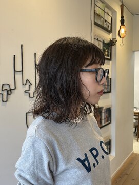 ポーズサロン(PAUSESALON) ゆるパーマボブ
