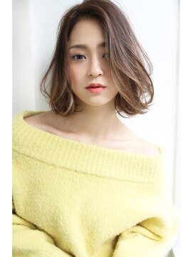 ロゼ 茨木(Rose) 【ROSE】大人ボブ＿ハイライト＿ブリーチ＿白髪ぼかし