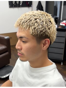 バタクラン(BATACLAN) イージーウェーブ/テーパーフェード/スキンフェード/ブリーチ