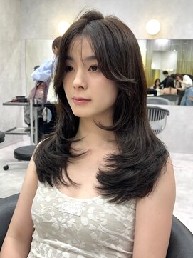 シティ(CITY) ワンカールレイヤーカット　かきあげ前髪　ベージュカラー