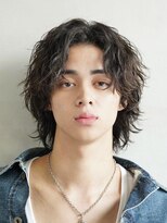原宿ツイストスパイラルパーマメンズカットマッシュウルフ緩め