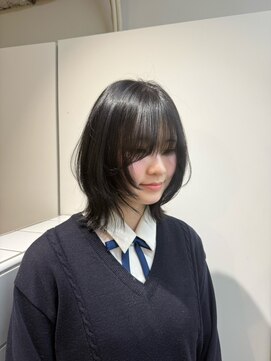 ラヴィズム(LUVISM) 万代新潟駅前顔周りレイヤーハイライトカット韓国ダブルカラー