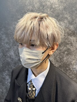 テクト バイアッシュ 吉祥寺店(Tect by Ash) 刈り上げなしラウンドマッシュメンズブリーチホワイトベージュ