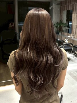 ファルベ(Farbe) 黒髪/オリーブグレー/小顔/ココアベージュ