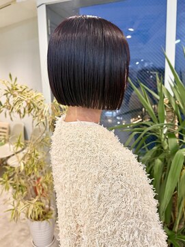 コード 四条河原町駅店(CHORD) 美シルエット切りっぱなしボブ×艶ダークチェリーブラウン