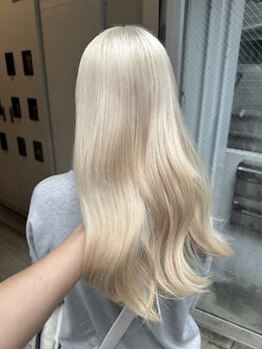TIZAN【チザン】【4月4日NEW OPEN(予定)】の写真/《ブリーチ講師在籍》もう傷ませない。エフェクトブリーチで叶える、何年先も美しく輝く最旬ハイトーン。