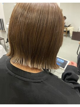 ジィップクリニカ(Zip clinica) 切りっぱなしボブ 担当近森