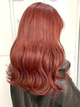 フウ(fuh) オレンジ/オレンジブラウン/暖色/暖色ヘア/ハイトーン/艶髪