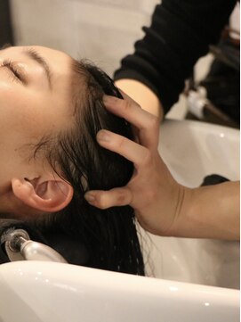 バルベストーキョーサウス(BARBES TOKYO SOUTH) お疲れ解消ヘッドスパ