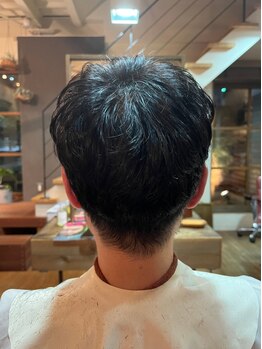 ヤヨイヘアー(YAYOI HAIR)の写真/メンズのリピーターや家族で通う方も多数◎プライベート空間なので悩みも伝えやすいのが嬉しい♪