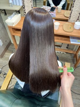 リラクオーレ 三宮 元町(LIRA CUORE) ツヤツヤ酸性縮毛矯正