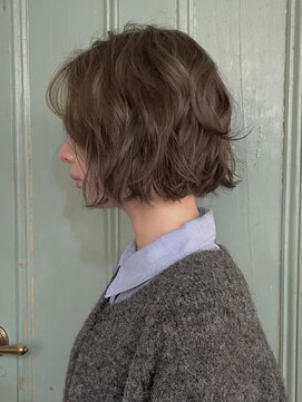 アンプラグド(unplugged) ブロンドベージュブリーチなしダブルカラーハイトーン透明感