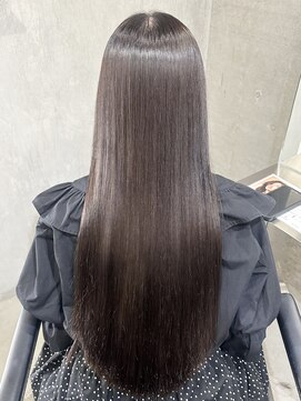 ラック(LUCK) 髪ドラストレート/船橋/くすみベージュ/細めハイライト