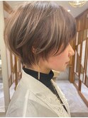 オリーブアッシュショート/ふんわりショートボブ/丸みシルエット