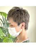 メンズの透け感アッシュグレージュ【シルバーカラー】