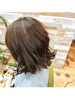ハウオリ ヘアーワークス(Hauoli hair works)&nbsp;くすみカーキグレージュ