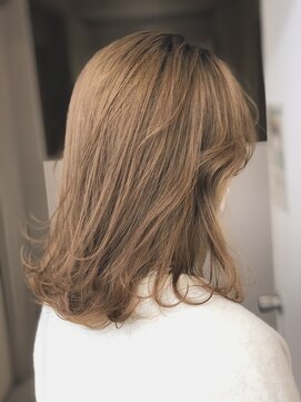 エイト 恵比寿店(EIGHT ebisu) tomi-172 ベージュカラー！