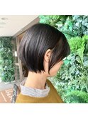 ショートボブ