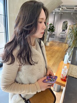 ニキータ(Nikiita) layer cut + Olive color