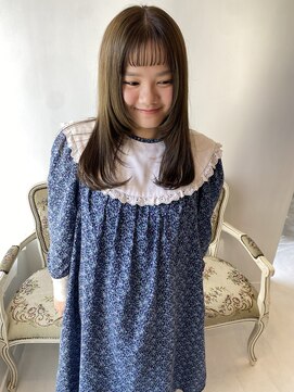 シニエ(Signet) オリーブベージュ レイヤースタイル
