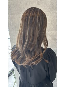 ラルナ(La luna) ハイライトカラー