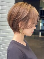 ビューシンサイバシ(VIEW SHINSAIBASHI)&nbsp;抜け感と艶。大人にしか似合わないショート