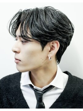 オーシャントーキョー ホワイト 原宿(OCEAN TOKYO WHITE) センターパート/ニュアンスパーマ