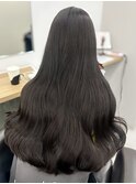 オリーブグレージュ