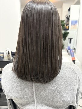 テンカラーズ 五反田(10COLORS) オリーブグレイジュ