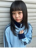 セミロングレイヤーカット