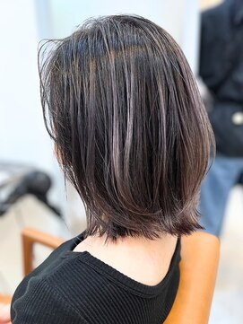 メイキー 本厚木(MA-IKI) くびれレイヤーボブ白髪ぼかしグレージュ肩まで/メイキー本厚木