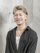 アンダーバーホワイト 南海難波店(_WHITE) 佐藤 都
