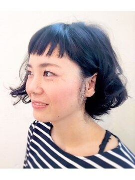 ハグ ニシコヤマ アトリエ(hug nishikoyama atelier) 短め前髪大人かわいいミニボブマッシュショートネビージュ美髪